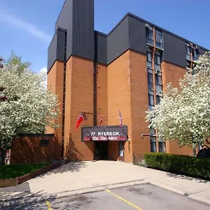 Otel The Alexandra Toronto