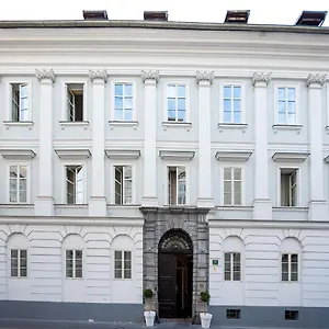 Hotel Antiq Palace - Historic Of Europe ****